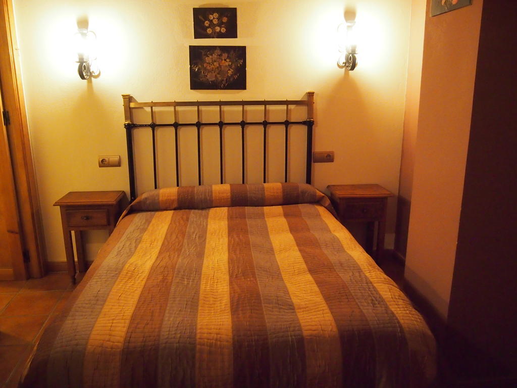 Vivienda Turistica Rural Casa Camilo ξενώνας Segura de la Sierra Δωμάτιο φωτογραφία